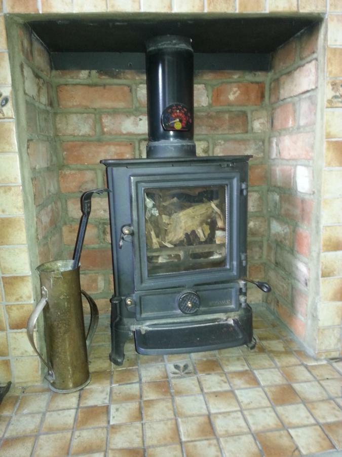 לינה וארוחת בוקר Marston Moreteyne Upper Wood End Farm מראה חיצוני תמונה